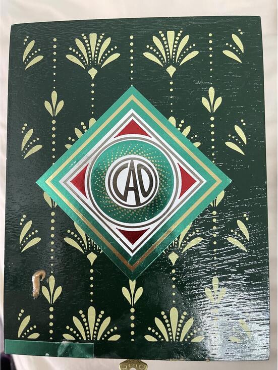 Other - Decorative Hinged Cigar Box Cameroon L'Anniversaire NEW
